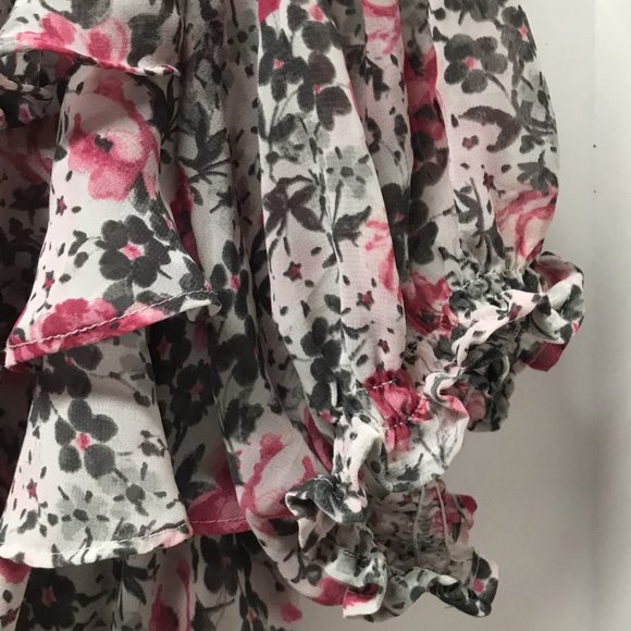 Torrid Pink/Gray Floral Ruffled Elastic Waist Blouse - Picture 6 of 10